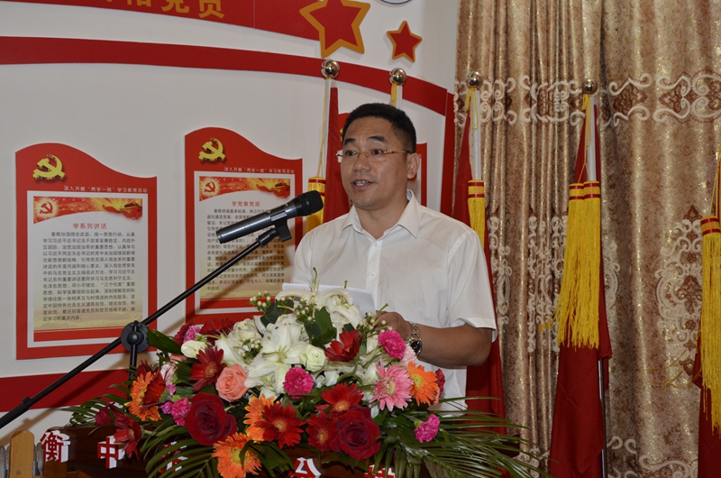 市政协委员齐齐哈尔外国语学校董事长孙洪光讲话.JPG